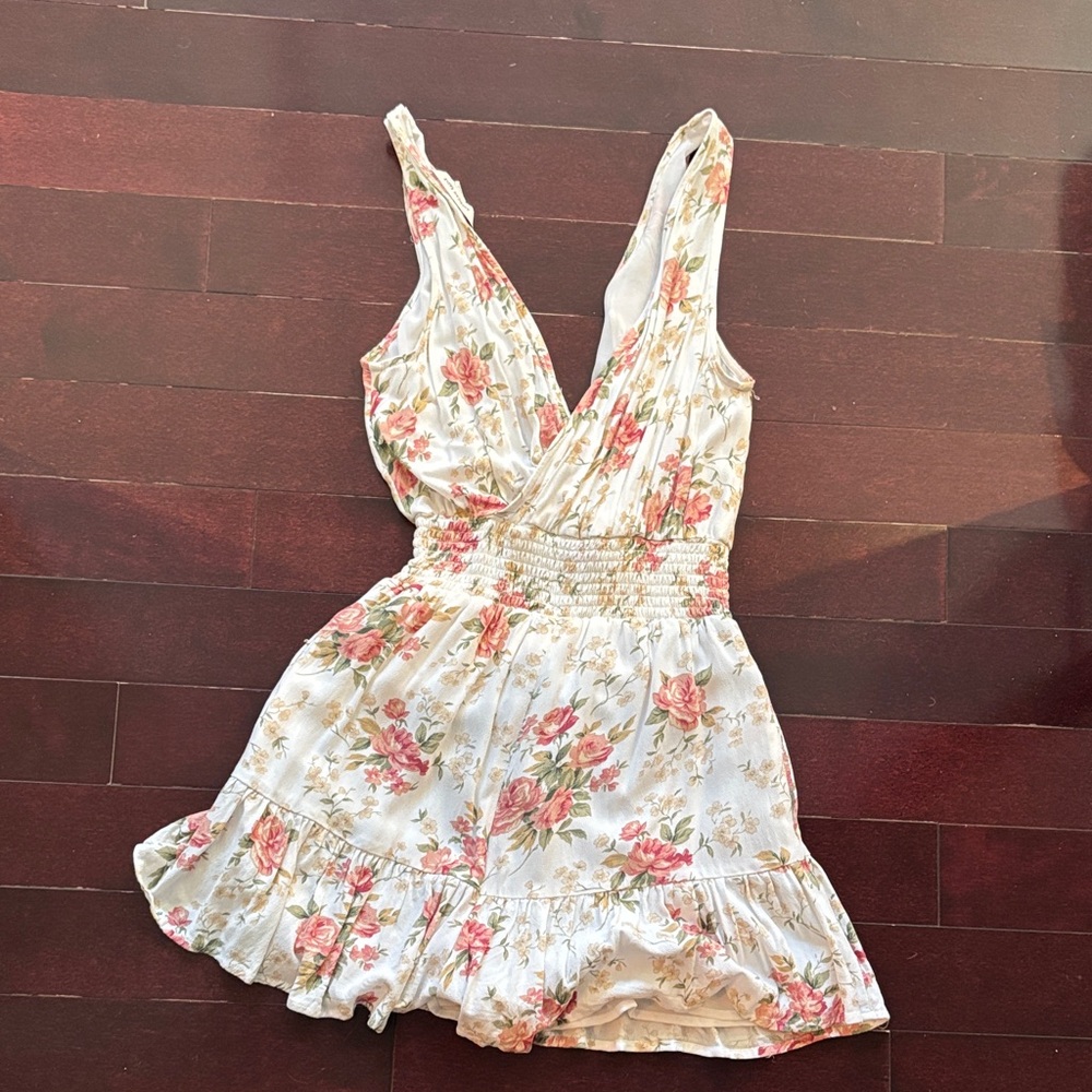 American Eagle Outfitters Floral Jumpsuit - White and Pink